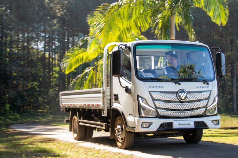 Foton atinge total de emplacamentos de 2024 no Brasil em apenas sete meses