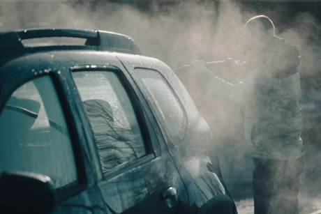 Dicas essenciais para proteger a pintura do carro no inverno