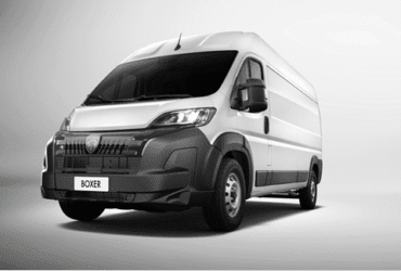 Peugeot lança Novo Boxer 2026 com linha de acessórios completa para utilitários.