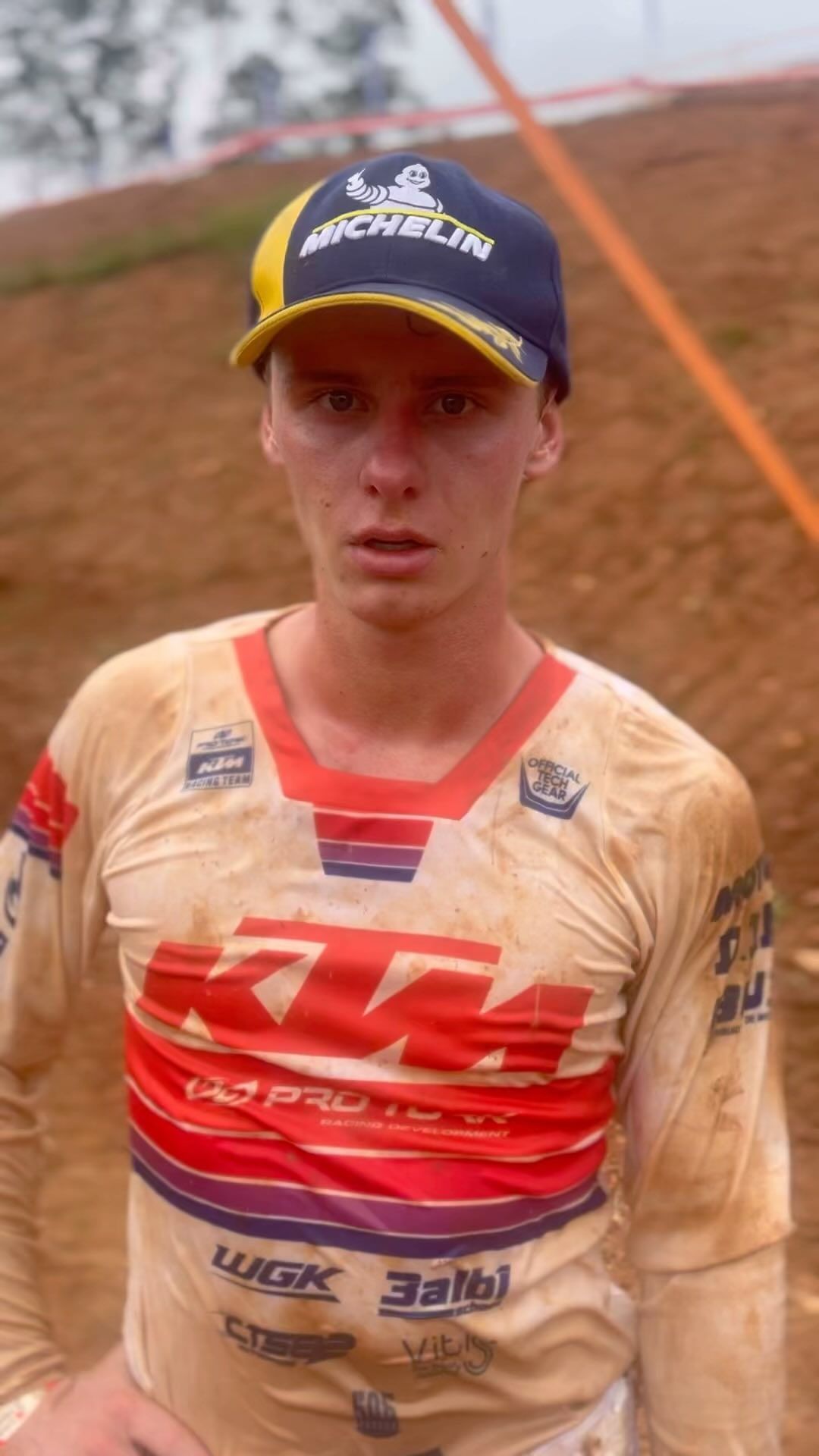 Henrique Henicka, piloto oficial KTM/Pro Tork, subiu ao pódio da MX2 em ...