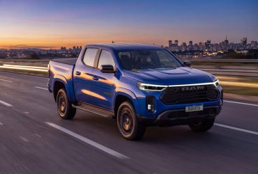Ram revela Dakota Laramie Night Edition com visual exclusivo