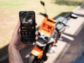 Chegada de motos e scooters elétricas mudam hábitos de condução nas grandes cidades