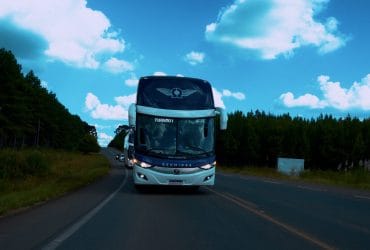 Busca por viagens aumenta no final do ano e transporte rodoviário se destaca