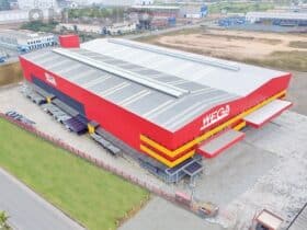 Wega expande presença na América Latina com participação na EXPOPARTS e encerra semestre com crescimento estratégico.