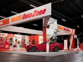 AutoZone estreia no Salão do Automóvel e apresenta novidades automotivas