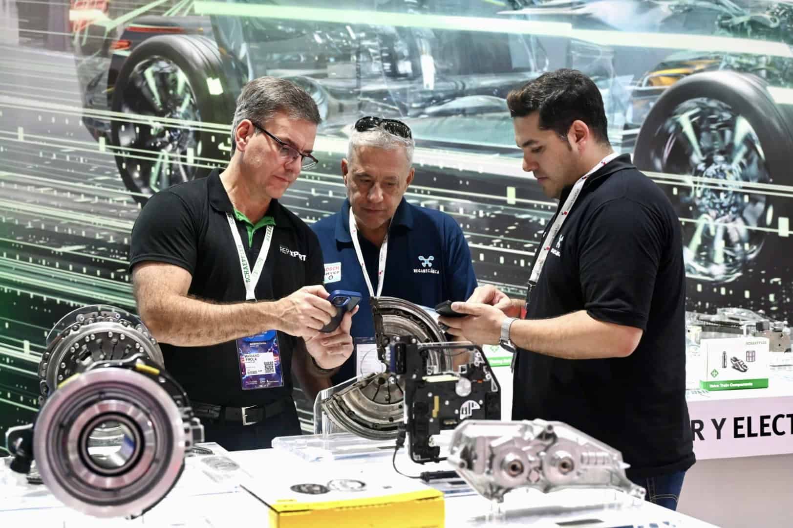 Automechanika Buenos Aires 2026 alcançou cifras recorde e superou os 30.000 visitantes