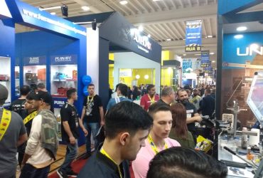 Autopar 2026 inicia com lotação máxima e presença de autoridades no Expotrade Pinhais