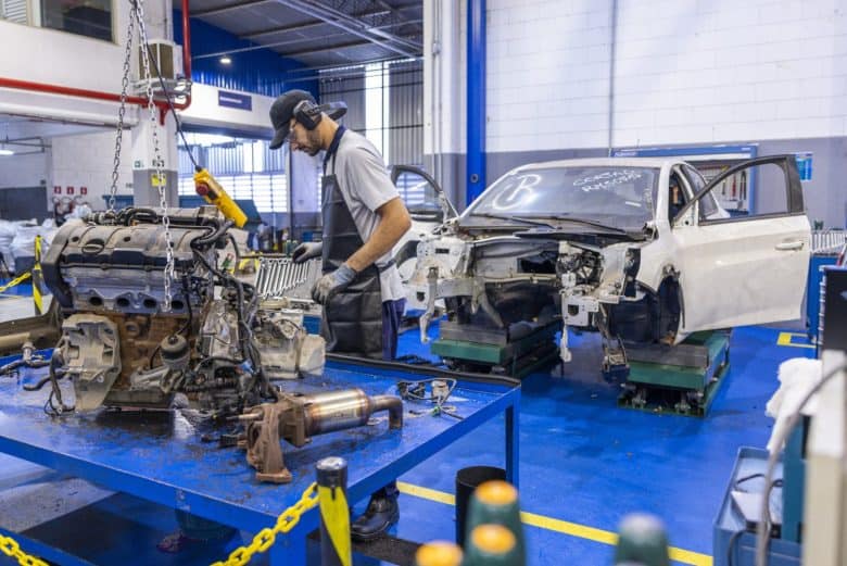 Montadoras começam a tratar o fim de vida como parte do negócio do carro