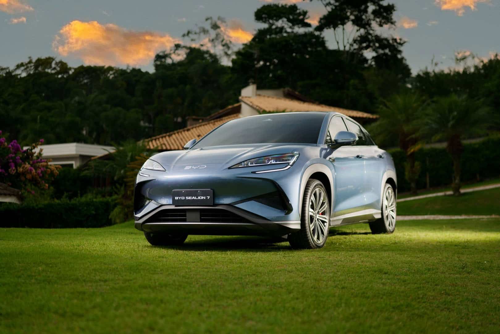 BYD Servopa apresenta Sealion 7 em lançamento exclusivo inspirado no universo das galerias de arte