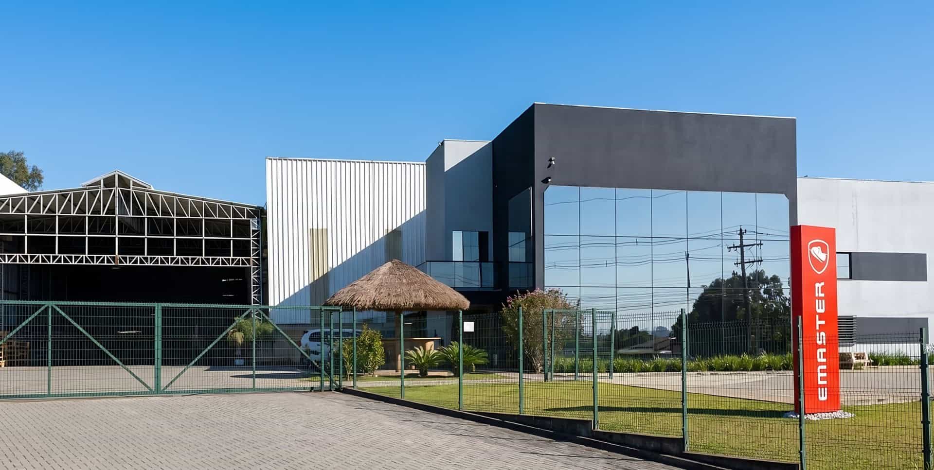 Emaster completa 29 anos e aposta em inovação na indústria automotiva