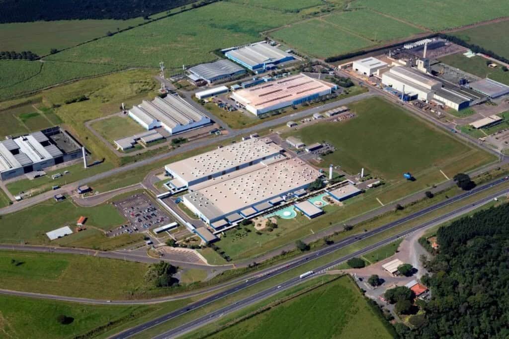 Automatização de transmissões de caminhões avança no Brasil e ganha força com soluções da Eaton