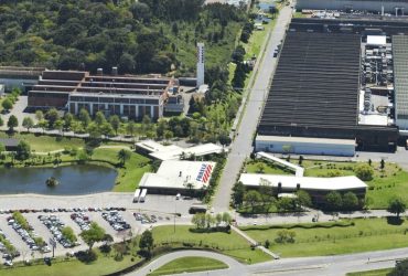 Frasle Mobility alcança receita recorde de R$ 5,5 bilhões e consolida liderança no setor automotivo