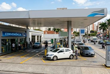  Etanol chega a R$ 4,26, menor preço em quase um ano