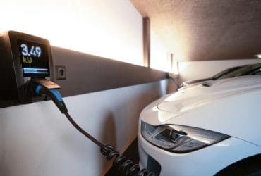 Guia de como preservar a bateria de carro elétrico e não desvalorizar o veículo