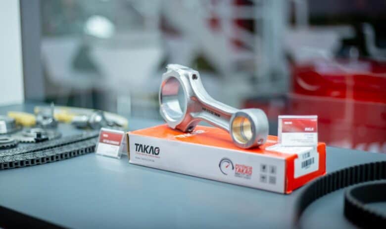 TAKAO lança loja oficial na Shopee e amplia presença no e-commerce de autopeças.