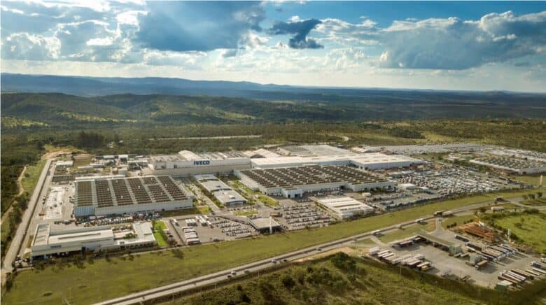 Iveco e Octa lançam rede certificada de peças sustentáveis para economia circular.