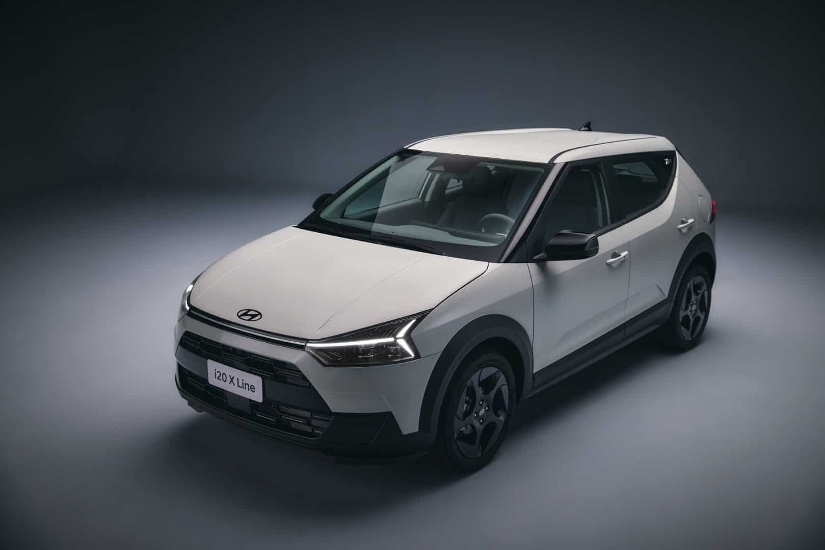 Novo Hyundai i20 X-Line combina estilo crossover, exclusividade e acessórios genuínos desenvolvidos em parceria com a Hyundai Mobis