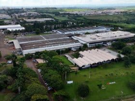 PHINIA celebra 35 anos de operações na planta de Piracicaba e reforça seu papel na indústria automotiva