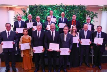 Sincopeças-RS empossa diretoria e celebra 75 anos