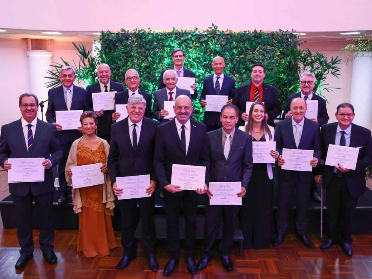 Sincopeças-RS empossa diretoria e celebra 75 anos