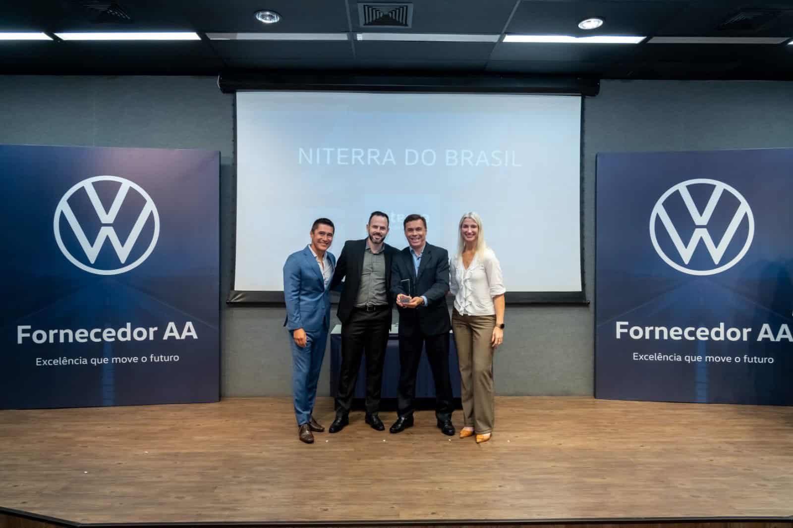 Volkswagen reconhece logística da Niterra do Brasil com prêmio Fornecedora Grau AA e nível máximo de excelência