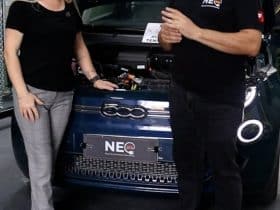 Escola do Mecânico e NEO Automotive anunciam fusão para criar polo tecnológico em capacitação avançada em carros elétricos em Sorocaba