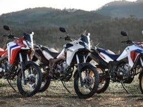 Honda lança linha XRE300 Sahara 2027 com controle de tração, aprimoramentos de segurança e novidades no painel
