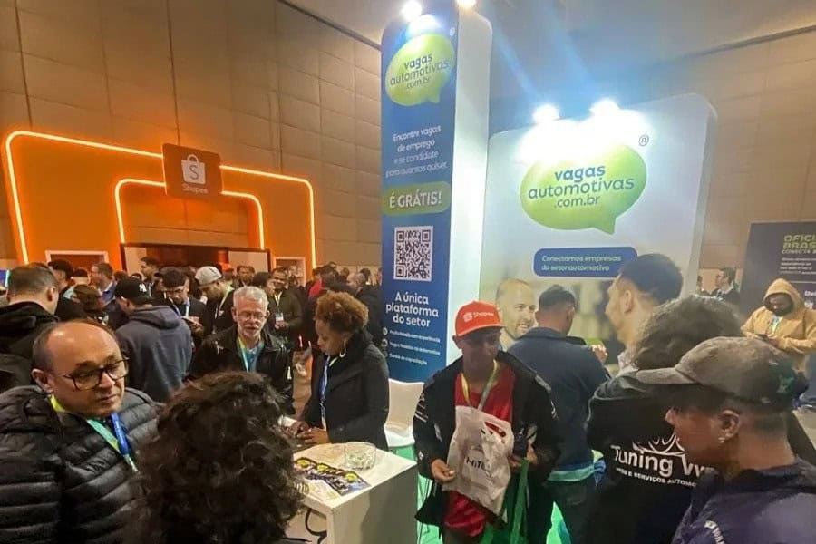 Setor Automotivo Bate Recorde no Cadastro de Currículos e Impulsiona Vagas de Emprego