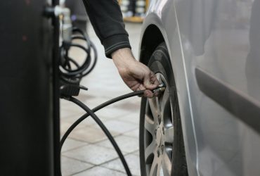 Calor intenso acelera o desgaste dos pneus e pode comprometer a segurança dos veículos