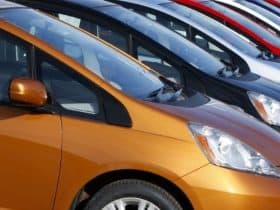 Estudo da K.LUME Consultoria projeta alta de 2,4% nos emplacamentos de veículos e comerciais leves em 2025