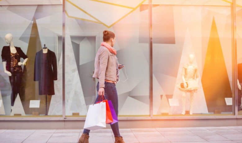 Confiança do Comércio recua 2,2 pontos em julho