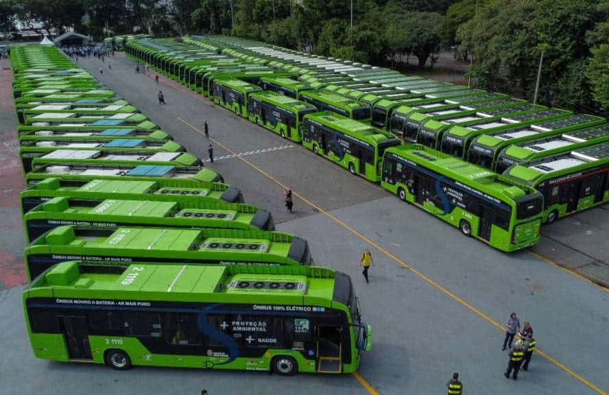 São Paulo lidera o Brasil com a maior frota de ônibus elétricos, superando mil veículos