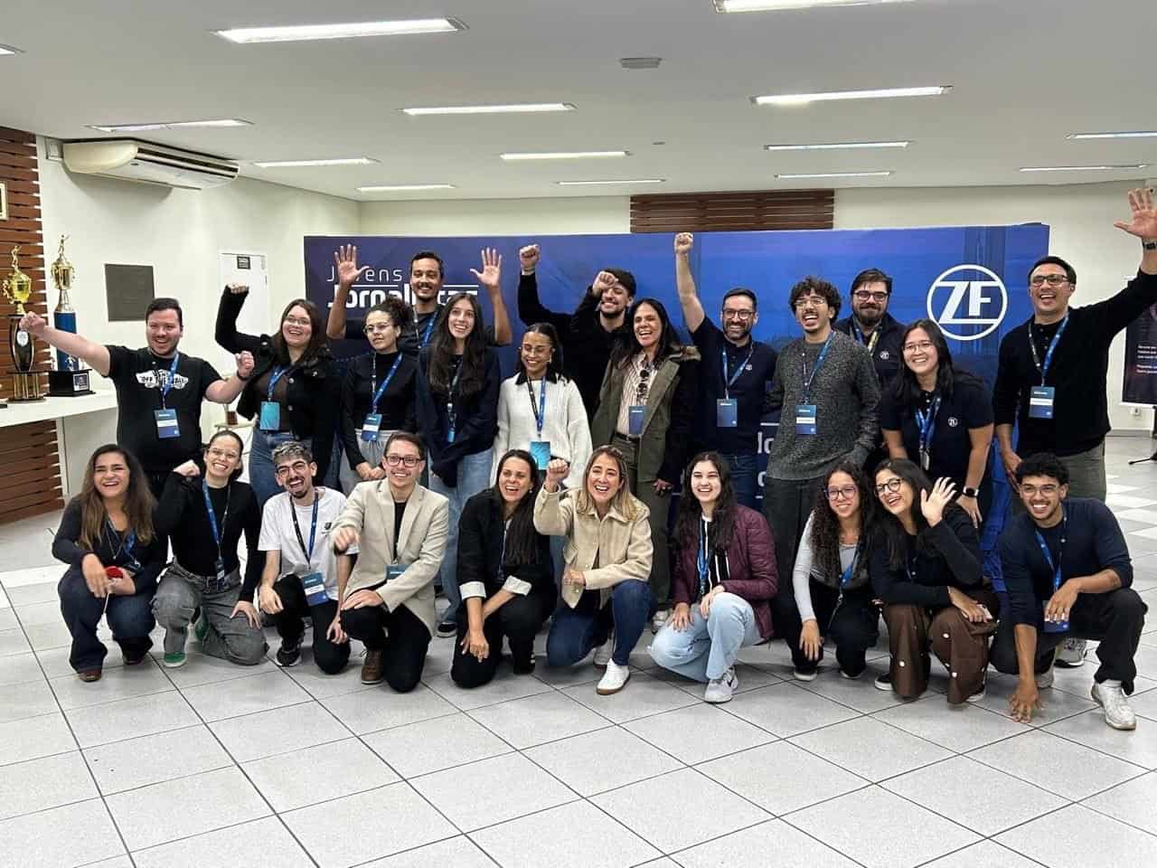 ZF abre suas portas para aproximar jovens jornalistas ao setor automotivo e de mobilidade