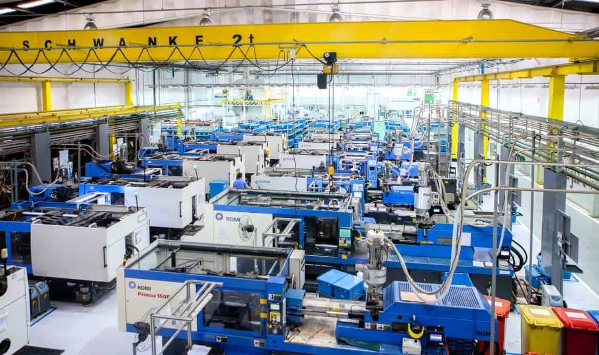 Desempenho e Finanças da Pequena Indústria Caem no 3º Trimestre de 2025, Segundo CNI