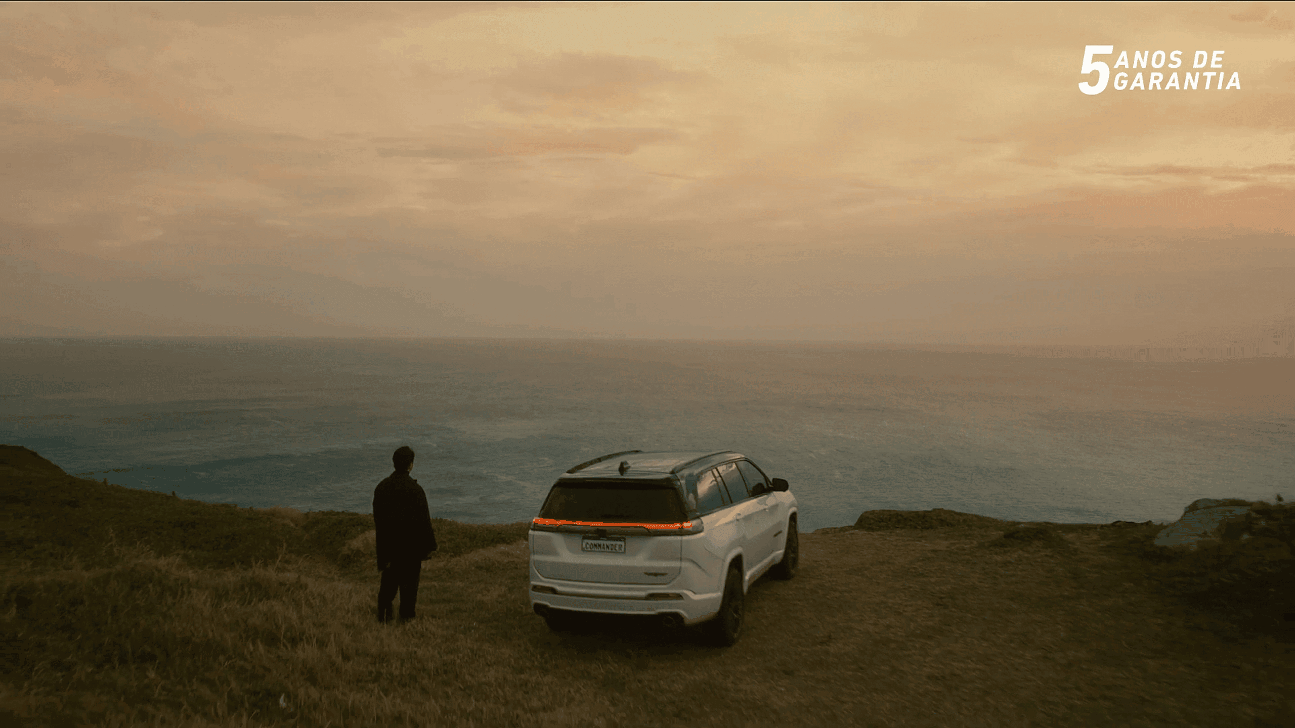 Jeep lança o Novo Commander com participação especial de Selton Mello