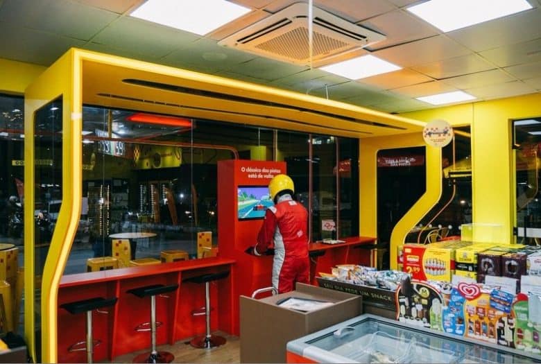 Shell Select inaugura loja temática de Fórmula 1 em São Paulo