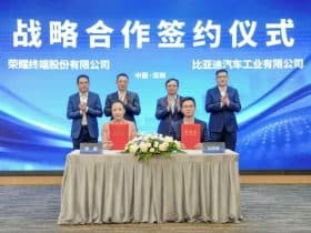 Honor e BYD firmam parceria estratégica para impulsionar mobilidade inteligente com IA