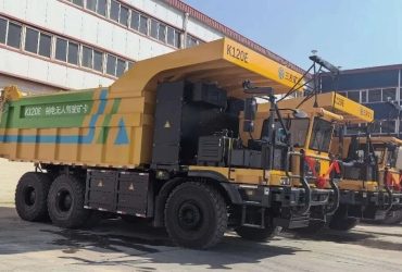 Primeiro caminhão de mineração 100% elétrico a íons de sódio do mundo entra em operação na China