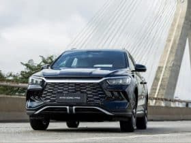 BYD atinge marca de 100 mil veículos vendidos em 2025 no Brasil