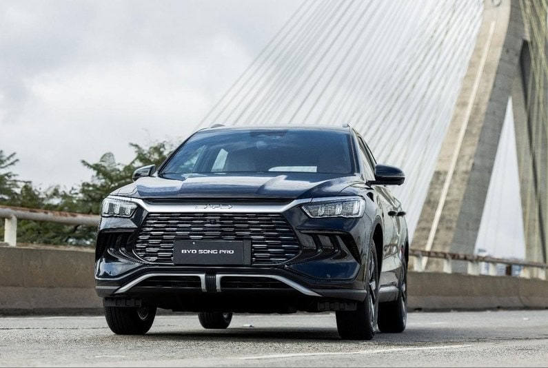 BYD atinge marca de 100 mil veículos vendidos em 2025 no Brasil