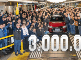 Onix ultrapassa Corsa e atinge 3 milhões de unidades produzidas no Brasil, liderando a Chevrolet.