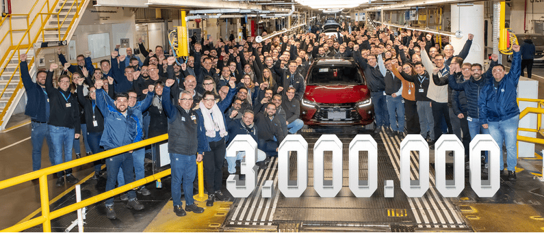 Onix ultrapassa Corsa e atinge 3 milhões de unidades produzidas no Brasil, liderando a Chevrolet.