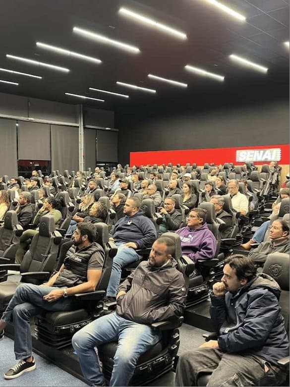 Evento reúne empresários da reparação para discutir atendimento ao cliente, marketing e gestão nas oficinas