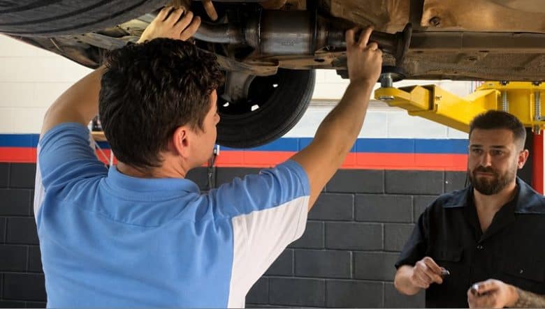 Catalisador automotivo danificado deve ser substituído