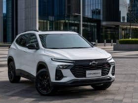 Chevrolet reforça pacote de segurança e eficiência urbana do Tracker