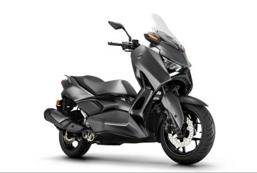 Yamaha XMAX 300 CONNECTED chega à linha 2027