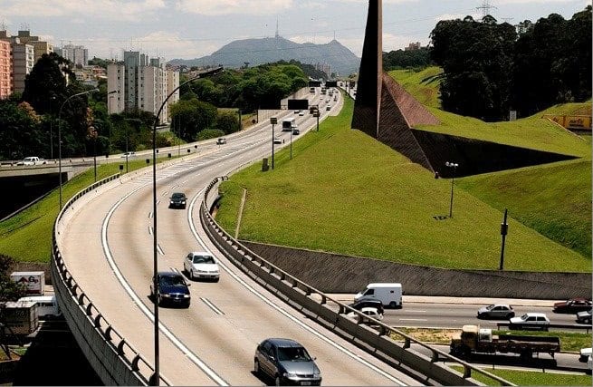 Investimentos em rodovias de SP ampliam expectativa do transporte de cargas por redução de gargalos logísticos