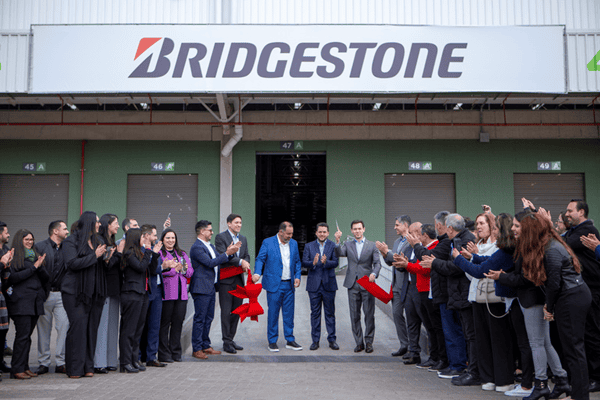 Bridgestone inaugura Centro de Distribuição em Mauá com foco em logística eficiente e sustentabilidade.