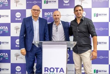 Stellantis acelera seu Programa de Filantropia e inaugura Espaço Maker em escola pública de Betim (MG)