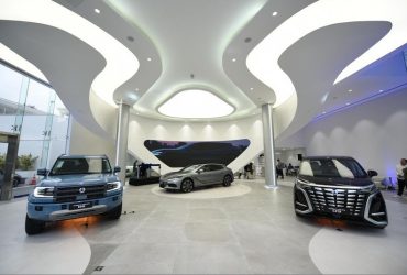 Denza inaugura primeira concessionária em São Paulo e redefine padrão do segmento premium